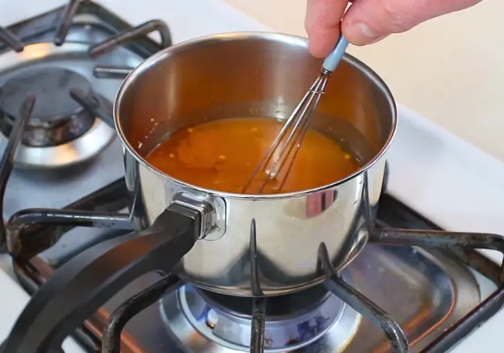 Cook the sauce