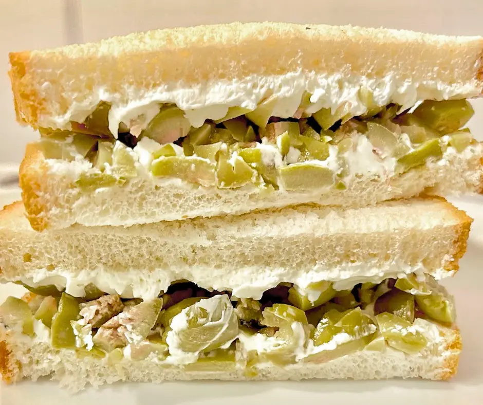 Quick and Easy Cream Cheese Olive Sandwiches