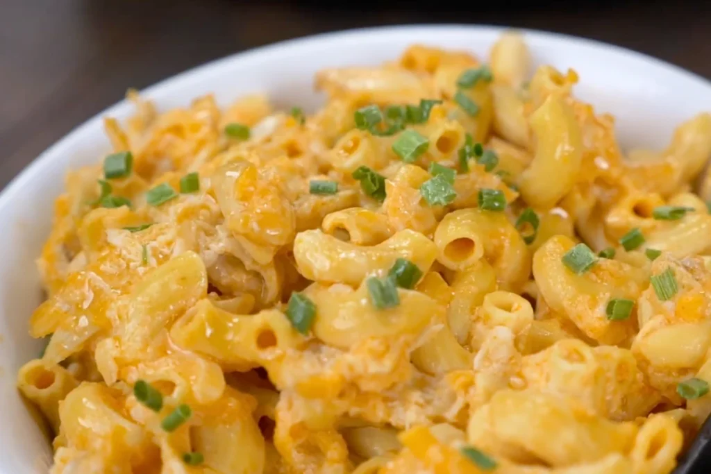 Slow Cooker Mac and Cheese
