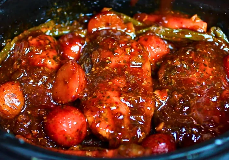 CrockPot Honey Garlic Chicken and Veggies