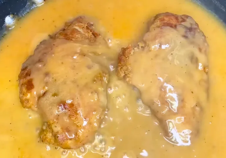 Step 5 Return the Chicken to the Gravy